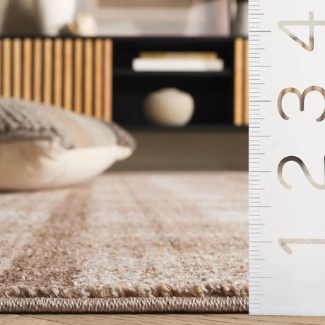 Safavieh Oxford Plaids 300 4'-0" x 6'-0" Rug in Beige / Brown