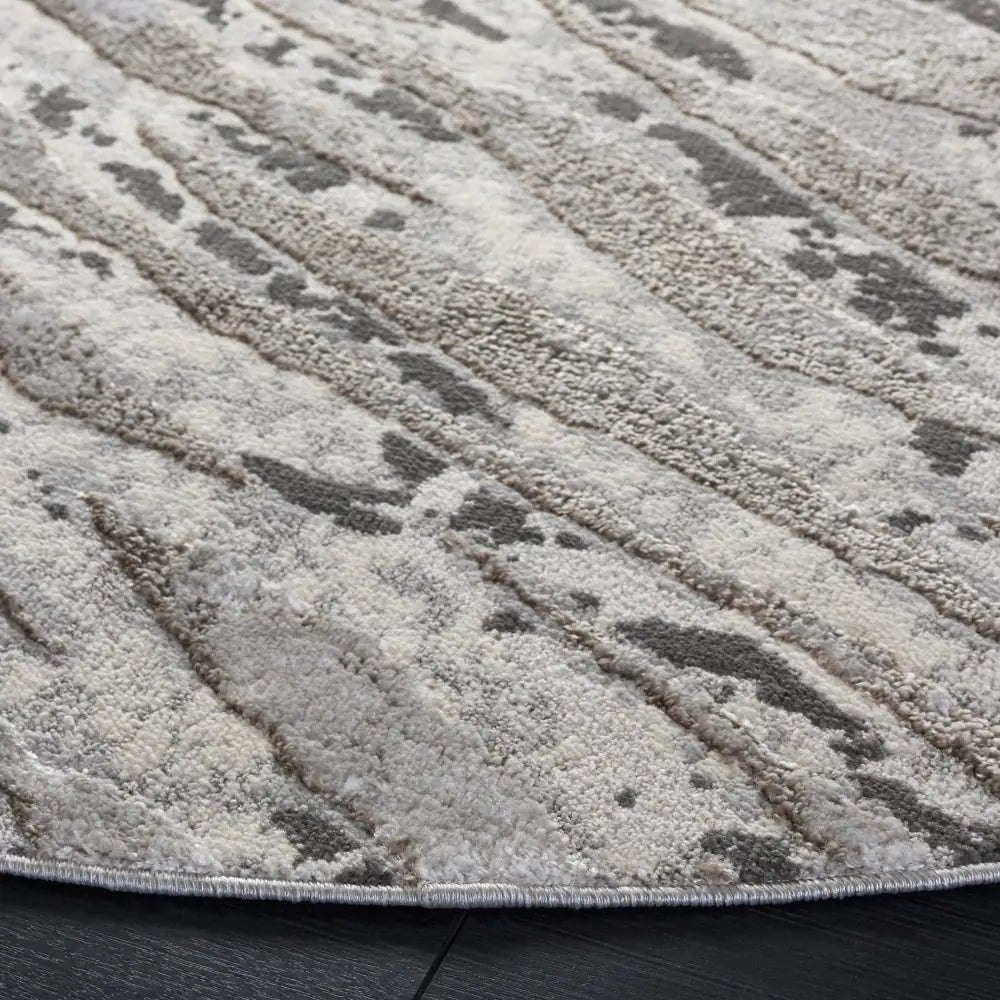 Safavieh Pearl 6'-7" x 6'-7" Rug in Grey / Taupe