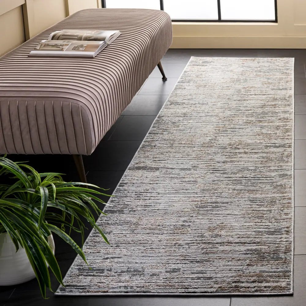 Safavieh Pearl 2'-2" x 8'-0" Rug in Grey / Beige