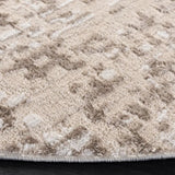 Safavieh Pearl 6'-7" x 6'-7" Rug in Beige / Grey