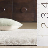 Safavieh Penelope Shag 4'-0" x 6'-0" Rug in Ivory