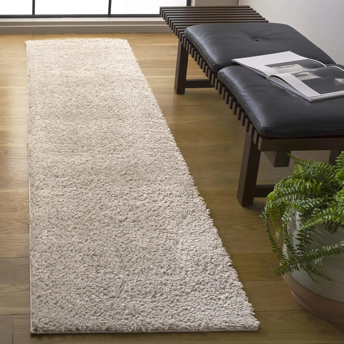 Safavieh Penelope Shag 2'-0" x 8'-0" Rug in Beige