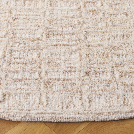 Safavieh Pine 6'-0" x 6'-0" Rug in Light Brown / Ivory