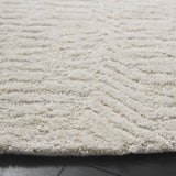 Safavieh Pine 6'-0" x 6'-0" Rug in Beige