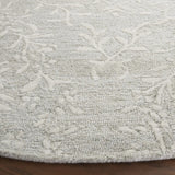 Safavieh Pine 6'-0" x 6'-0" Rug in Light Green / Ivory