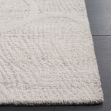 Safavieh Pine 4'-0" x 6'-0" Rug in Beige / Ivory