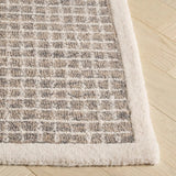Safavieh Pine 4'-0" x 6'-0" Rug in Grey / Ivory