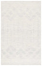 Safavieh Pine 4'-0" x 6'-0" Rug in Light Grey / Ivory