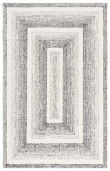 Safavieh Pine 4'-0" x 6'-0" Rug in Black / Ivory