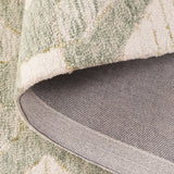 Safavieh Pine 4'-0" x 6'-0" Rug in Sage / Ivory