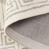 Safavieh Pine 4'-0" x 6'-0" Rug in Sage / Ivory