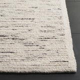 Safavieh Pine 4'-0" x 6'-0" Rug in Natural / Ivory