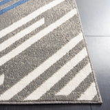 Safavieh Pyramid 4'-5" x 6'-5" Rug in Grey / Blue Ivory