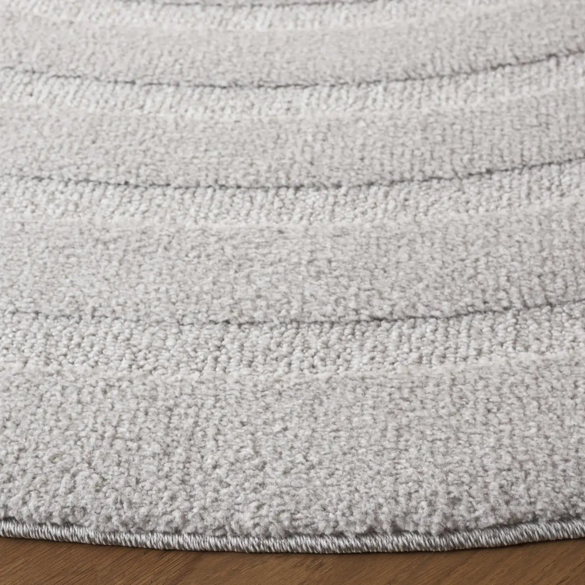 Safavieh Ramona 6'-7" x 6'-7" Rug in Light Grey
