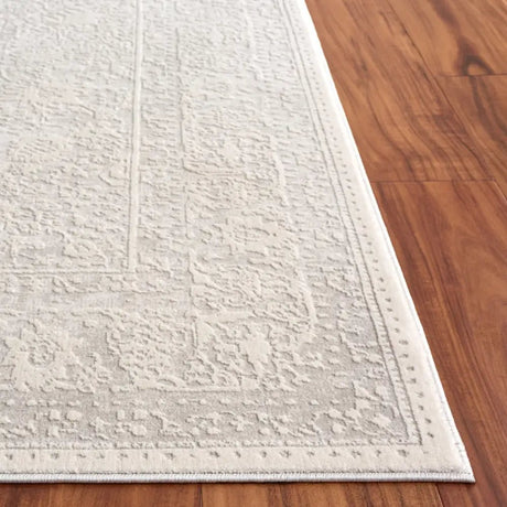 Safavieh Reflection 5'-1" x 7'-6" Rug in White / Ivory