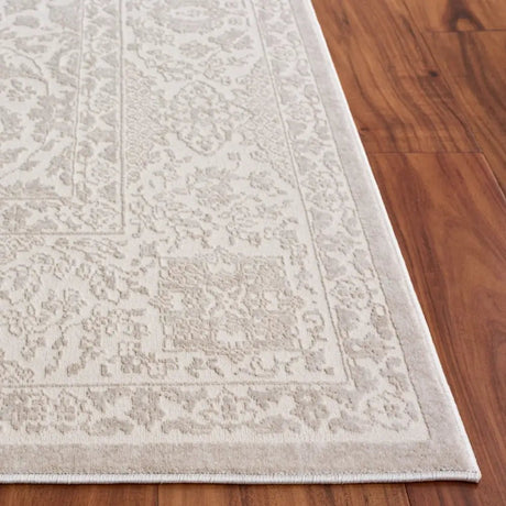 Safavieh Reflection 5'-1" x 7'-6" Rug in Ivory / White