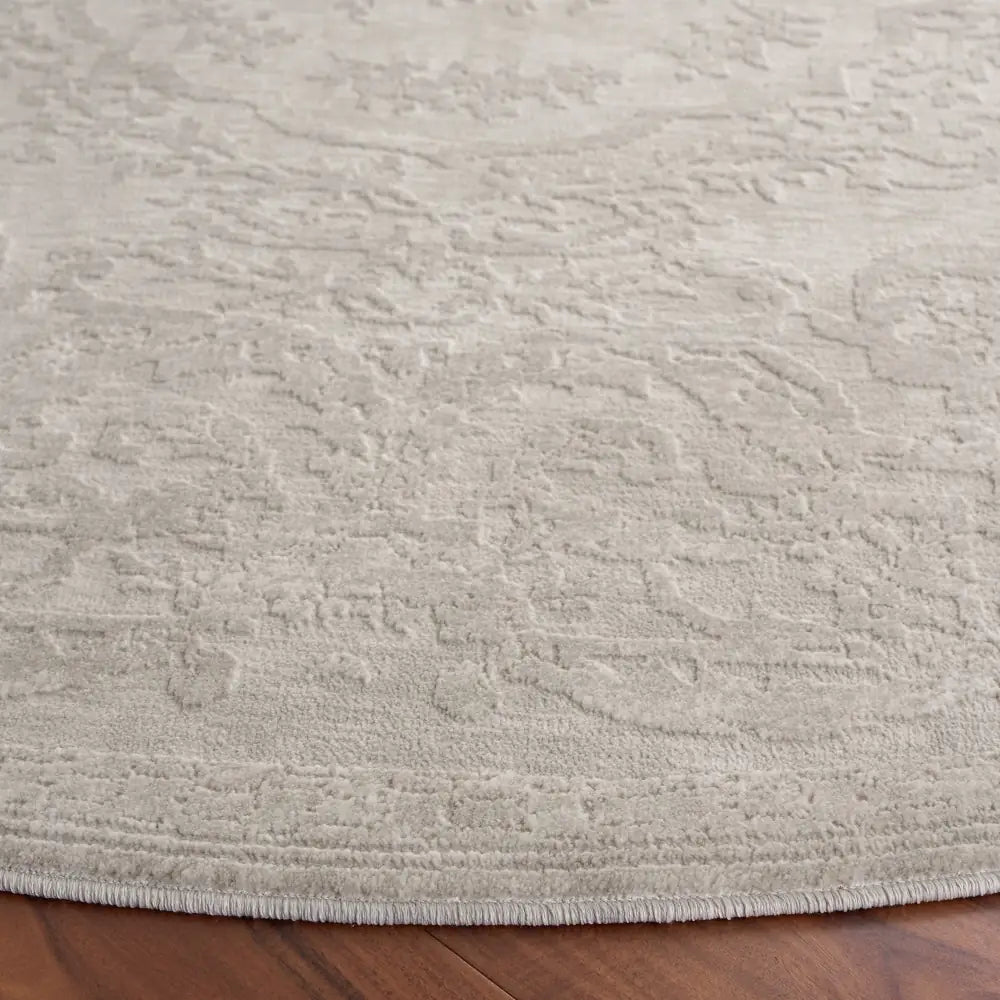 Safavieh Reflection 6'-7" x 6'-7" Rug in Ivory / White