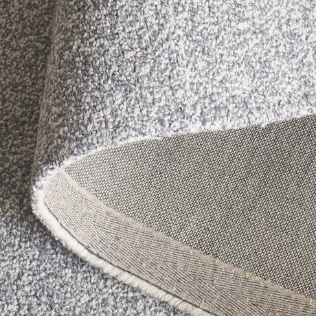 Safavieh Renewal 2'-3" x 8'-0" Rug in Silver / Ivory
