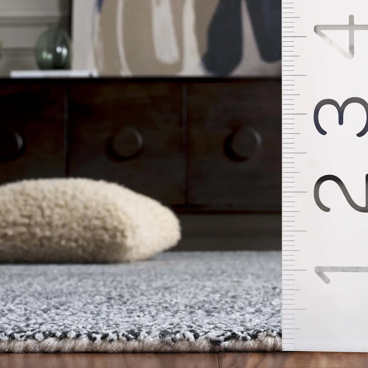Safavieh Renewal 2'-3" x 8'-0" Rug in Charcoal / Ivory
