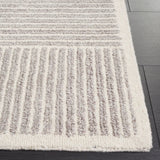 Safavieh Renewal 4'-0" x 6'-0" Rug in Grey / Ivory