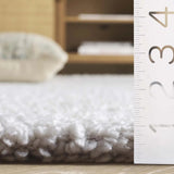 Safavieh Renewal 4'-0" x 6'-0" Rug in Ivory