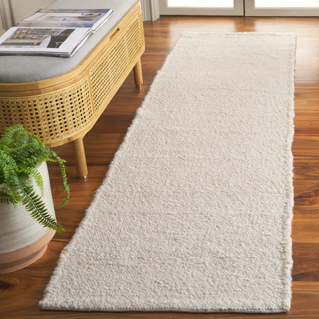 Safavieh Renewal 2'-3" x 8'-0" Rug in Ivory