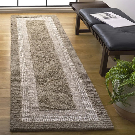 Safavieh Renewal 2'-3" x 8'-0" Rug in Brown / Ivory