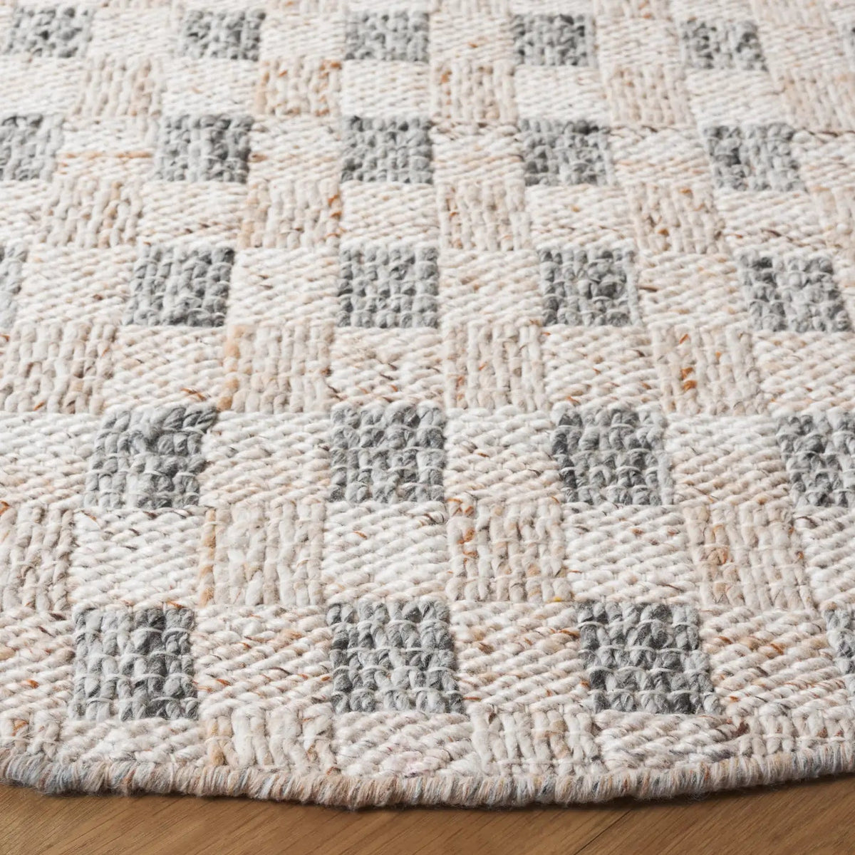 Safavieh Renewal 6'-0" x 6'-0" Rug in Ivory / Grey
