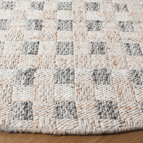 Safavieh Renewal 6'-0" x 6'-0" Rug in Ivory / Grey