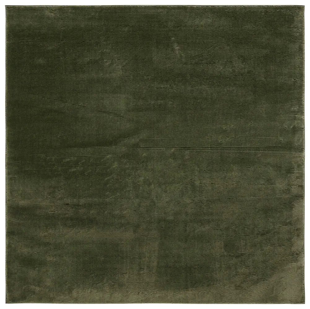 Safavieh Revive 6'-7" x 6'-7" Rug in Green