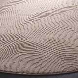 Safavieh Revive 6'-7" x 6'-7" Rug in Pink / Ivory