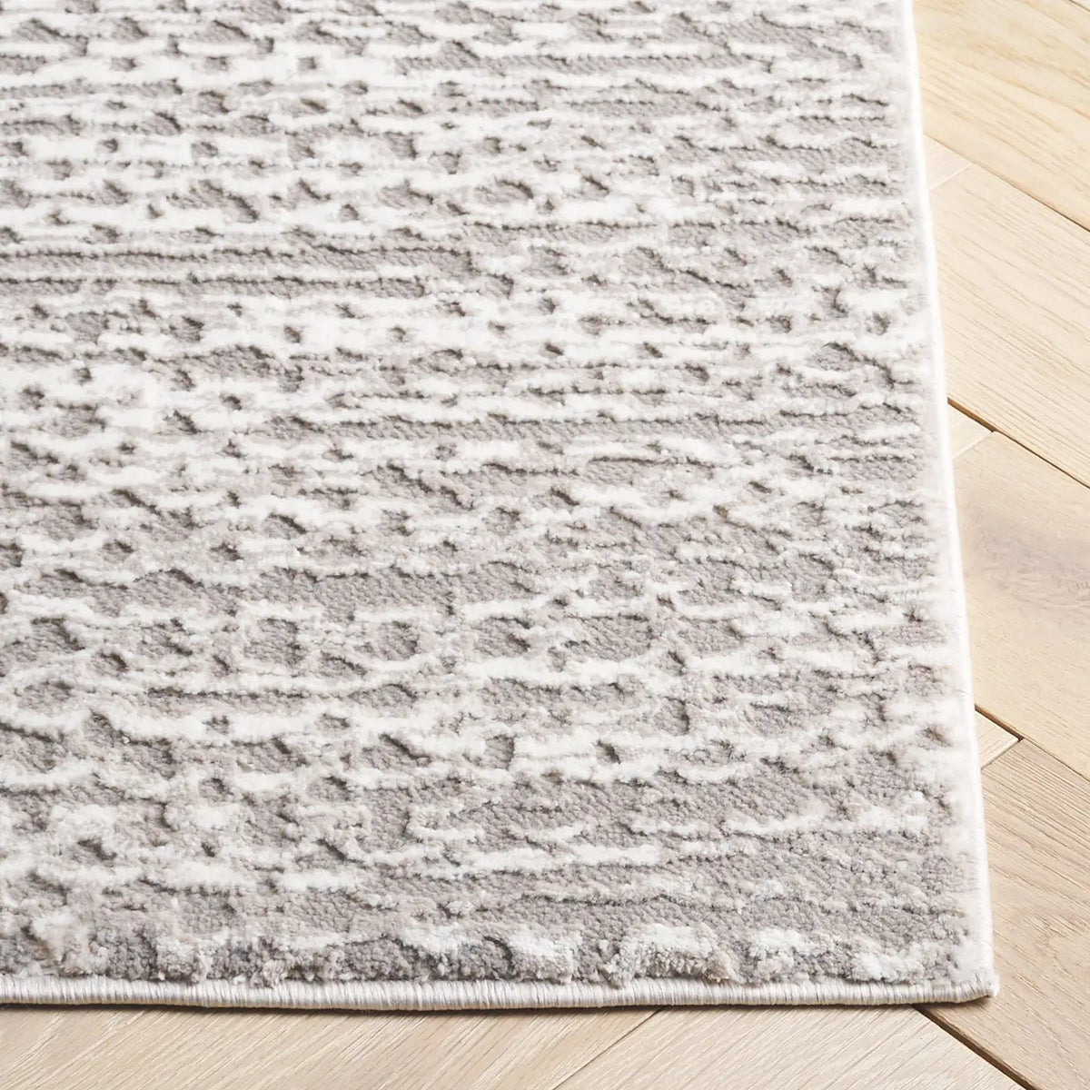 Safavieh Revive 4'-0" x 6'-0" Rug in Taupe / Ivory