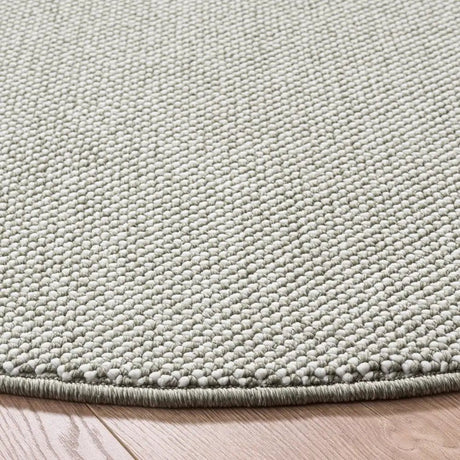 Safavieh River 6'-7" x 6'-7" Rug in Green / Ivory