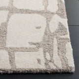 Safavieh Rodeo Drive 4'-0" x 6'-0" Rug in Natural / Ivory