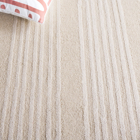 Safavieh Rodeo Drive Rd376B Ivory/Beige Rug.