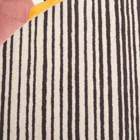 Safavieh Rodeo Drive Rd377N Ivory/Navy Rug.
