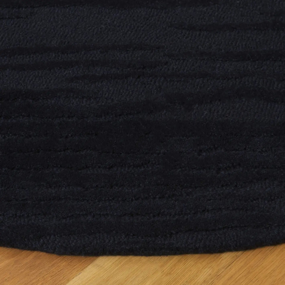 Safavieh Rodeo Drive 6'-0" x 6'-0" Rug in Black