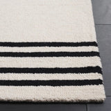 Safavieh Rodeo Drive 4'-0" x 6'-0" Rug in Ivory / Black