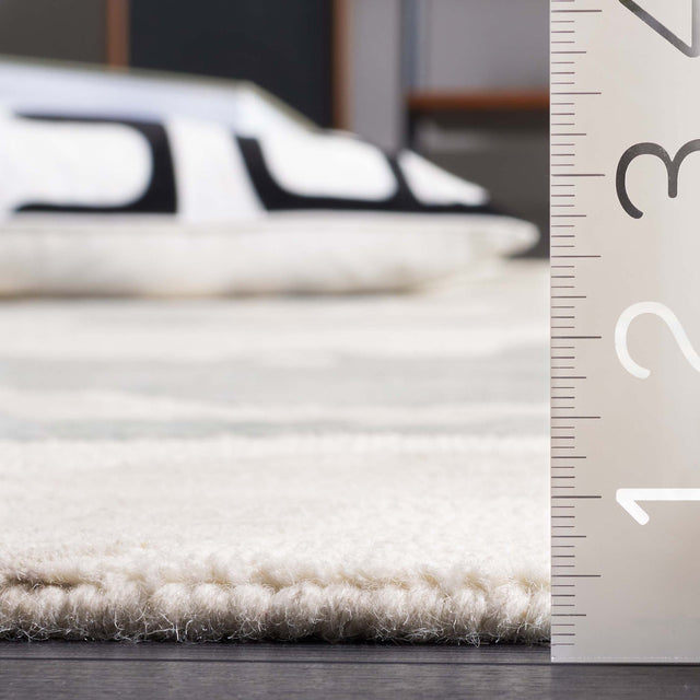 Safavieh Rodeo Rd405F Ivory/Grey Rug.
