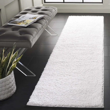 Safavieh Rumi Shag 2'-2" x 8'-0" Rug in Ivory