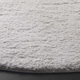 Safavieh Rumi Shag 6'-7" x 6'-7" Rug in Ivory