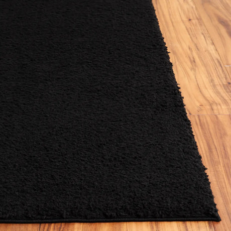 Safavieh Rumi Shag 4'-0" x 6'-0" Rug in Black