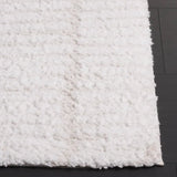 Safavieh Rumi Shag 5'-3" x 7'-6" Rug in Ivory / Light Beige