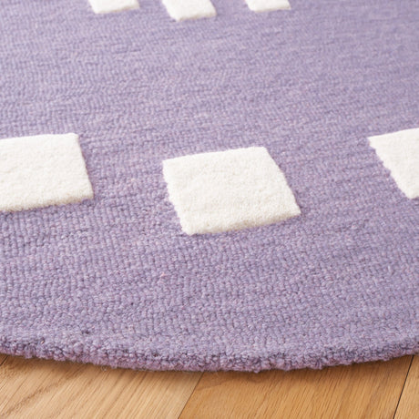Safavieh Safavieh Kids Sfk925V Purple/Ivory Rug.