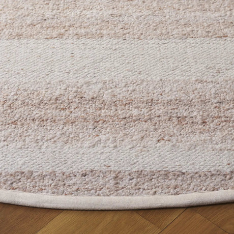 Safavieh Sahara 6'-0" x 6'-0" Rug in Natural / Ivory