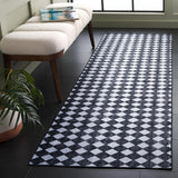 Safavieh Santa Clara 300 2'-6" x 8'-0" Rug in Black / Ivory