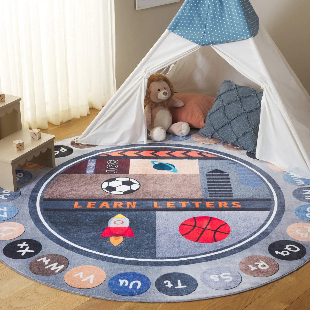 Safavieh Santa Monica Kids 6'-0" x 6'-0" Rug in Grey / Blue