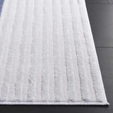 Safavieh Saylor 100 4'-0" x 6'-0" Rug in Ivory / Blue Grey