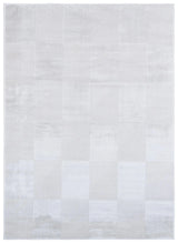 Safavieh Saylor 100 4'-0" x 6'-0" Rug in Ivory