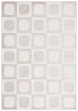 Safavieh Saylor 100 4'-0" x 6'-0" Rug in Beige / Ivory